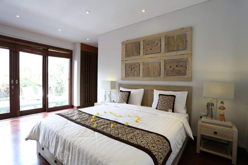 Tolgay Living Villas Seminyak Kültér fotó